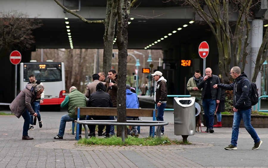 Neujahrstag 2023 auf der Strasse